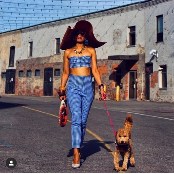 NWT ZARA GINGHAM BLUE WHITE
CROP TOP and pants set SUMMER XL - Picture 12 of 14